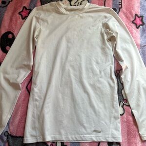 plain white long sleeve t shirt